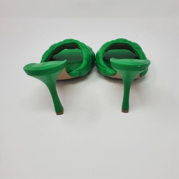 $1200 NWT Bottega Veneta Matelasse Padded Quilted Leather Mule Sandals Heels 37 - Picture 8 of 13